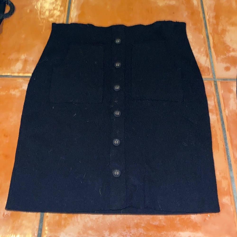 2 skirts 1 black other dark grey
